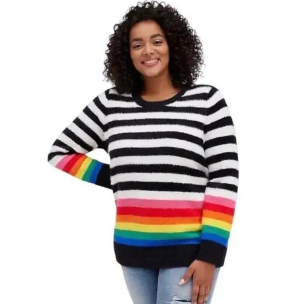 TORRID Multicolored Striped Plus Sz 28 Soft Fuzzy Stretchy Crew Neck Sweater